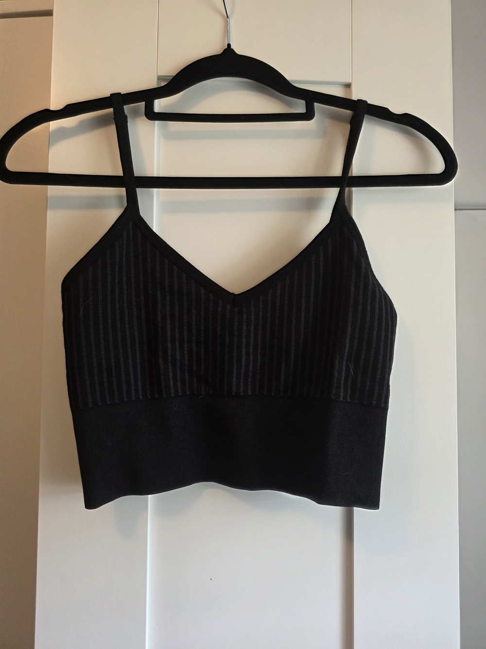 Fabletics Seamless Ribbed Bralette - Picture 3 of 5